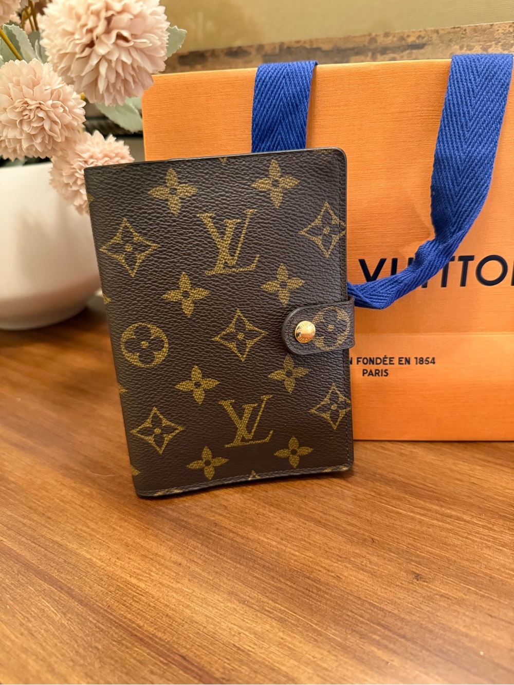 💯 authentic Louis Vuitton Monogram small ring agenda